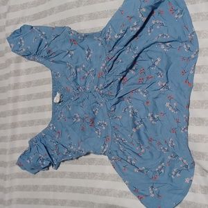 Beautiful floral flowy top